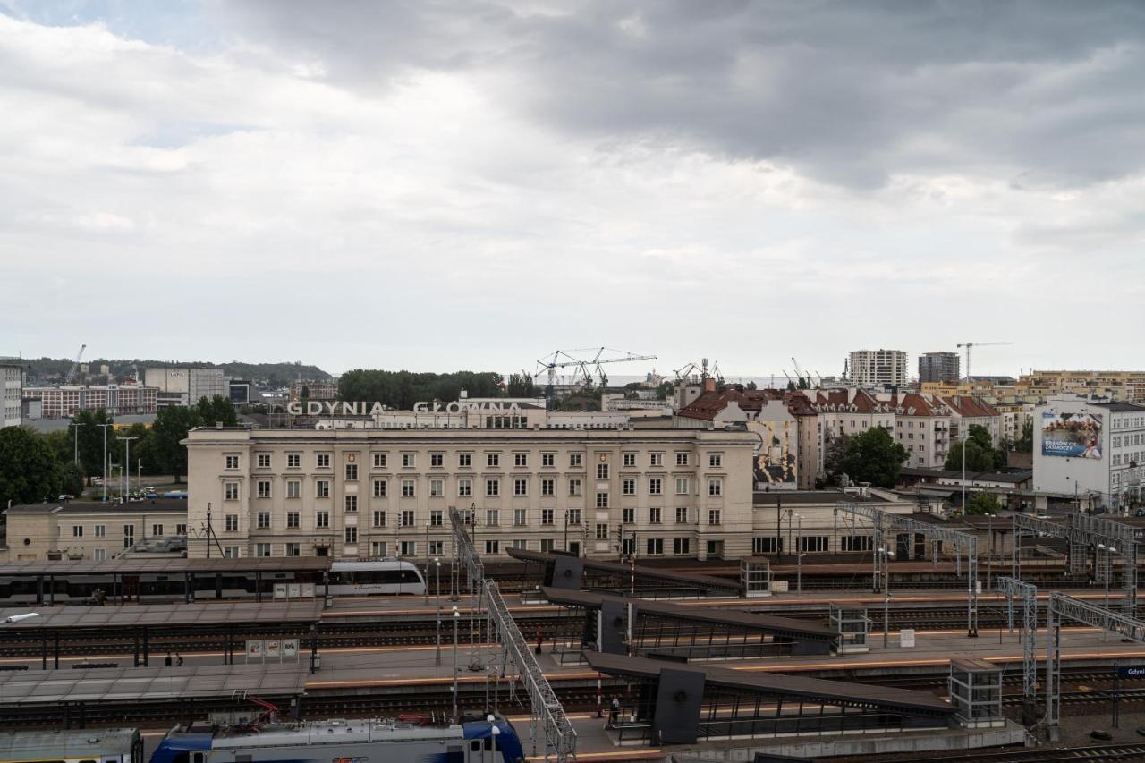 Apartamenty Przystanek Morska グディニャ エクステリア 写真